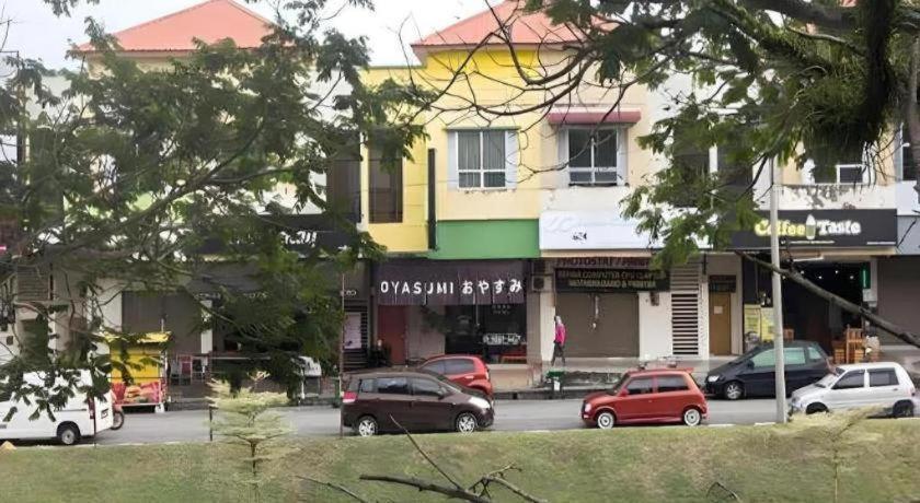 Oyasumi Hotel Kulim Exterior photo