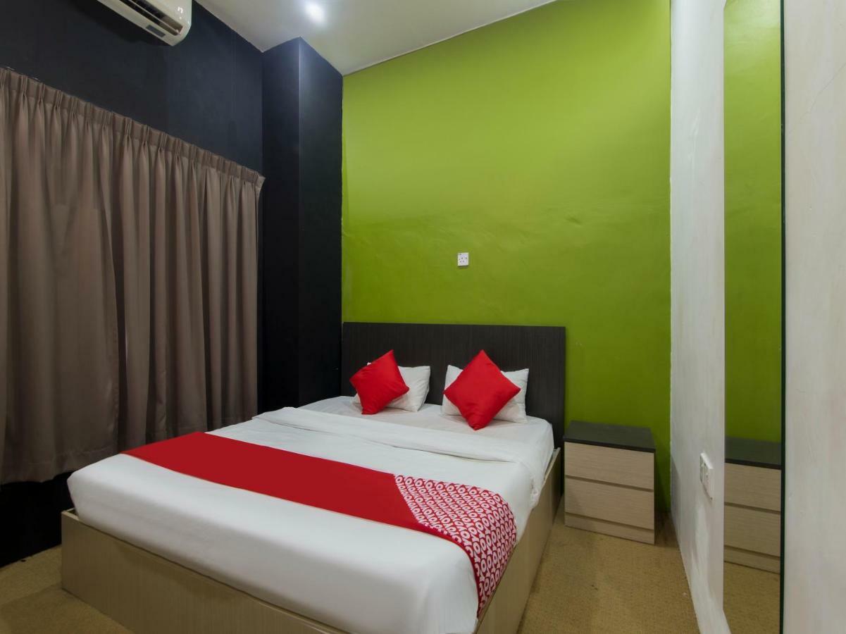 Oyasumi Hotel Kulim Exterior photo